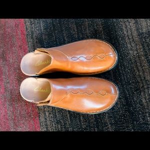 Brand new ladies Clarks size 8
